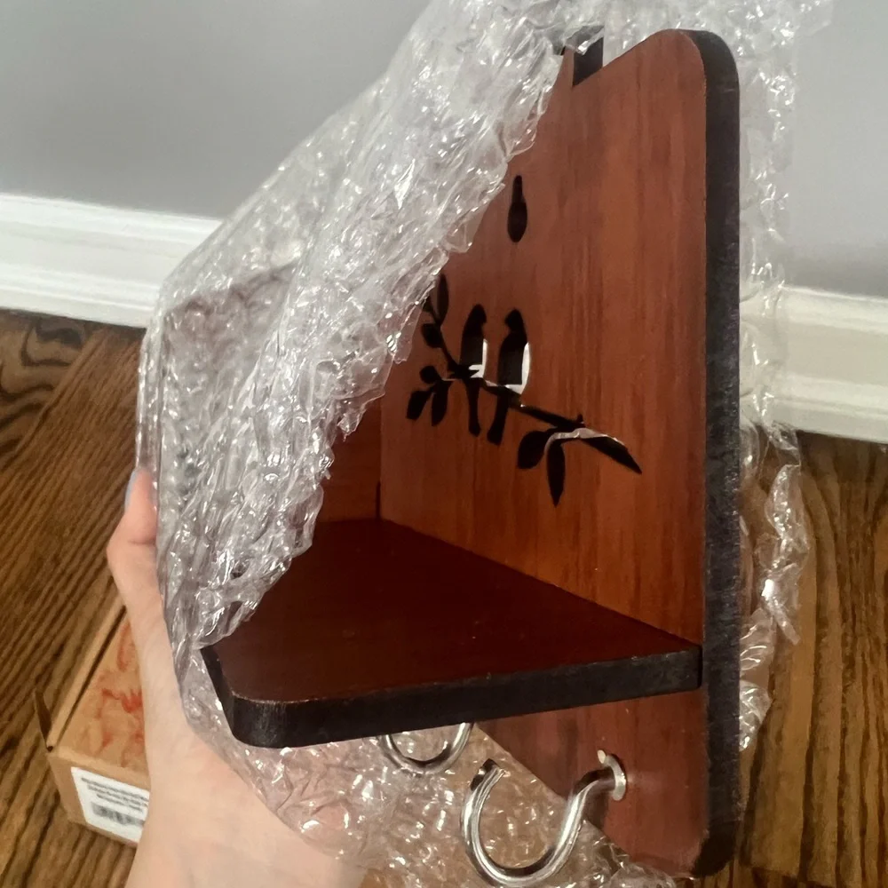 BNIB SEHAZ ARTWORKS Wooden Key Holder for Wall